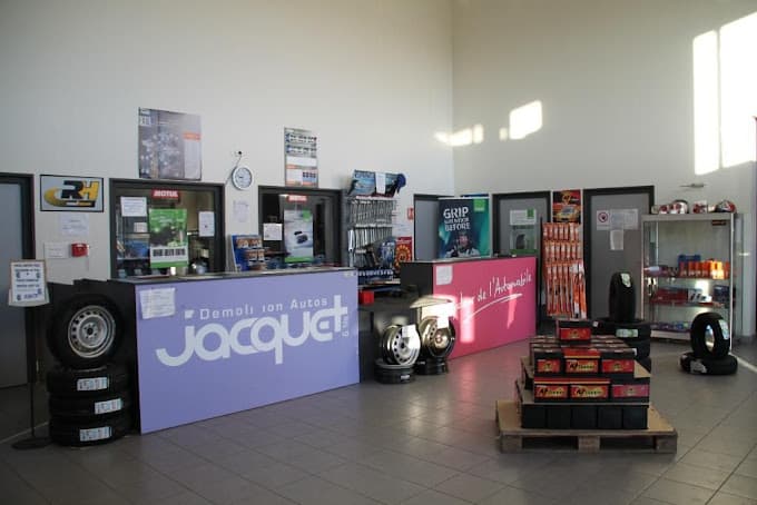 Jacquet Recycl'auto à AMBRONAY — Photo 3 du centre VHU agréé Ain