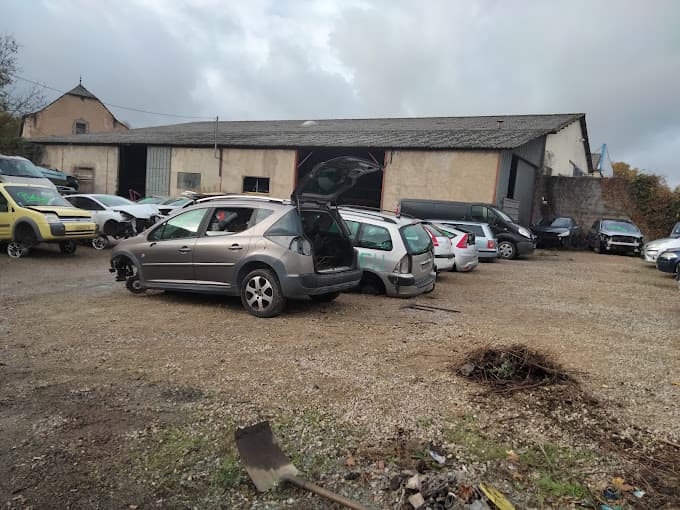 GLR 12 CASSE AUTO PIÈCES DÉTACHÉES à ONET-LE-CHATEAU — Photo 3 du centre VHU agréé Aveyron
