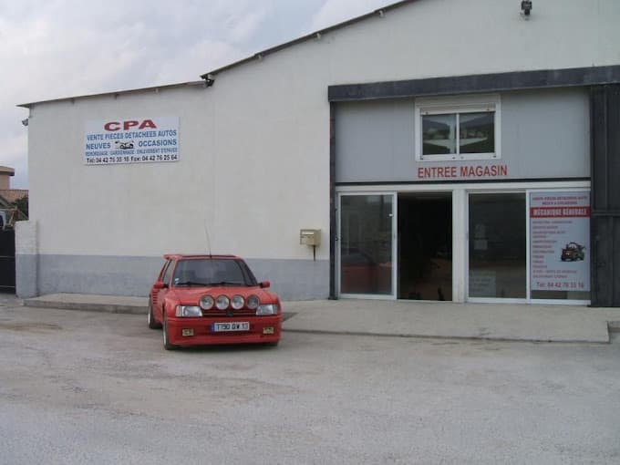 Cedric Pieces Autos à CHATEAUNEUF-LES-MARTIGUES — Photo 4 du centre VHU agréé Bouches-du-Rhône