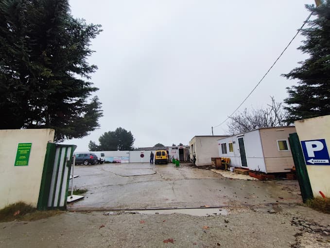 AUTO PIECES LUNEL à LUNEL — Photo 4 du centre VHU agréé Hérault