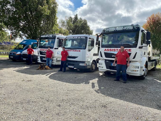 Parc de véhicules hors d'usage chez SAS Garage Bordelais et Fils, centre agréé à LIPOSTHEY