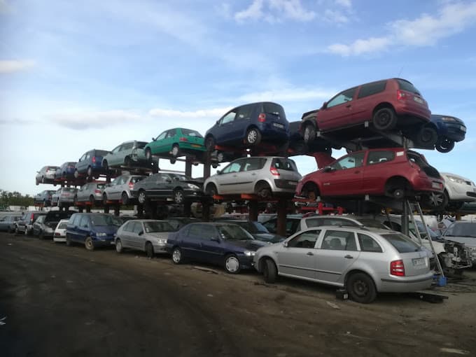 Méli Pièces Auto à SAINT-ROMAIN-LE-PUY — Photo 3 du centre VHU agréé Loire