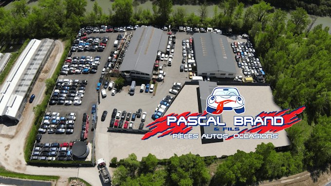 Vue extérieure du centre VHU agréé Brand Pascal Pièces Auto Occasions à GAILLARD (Haute-Savoie)