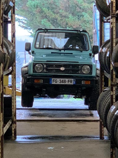 Boisseau Pièces Auto à SAINT-GERVAIS-LES-TROIS-CLOCHERS — Photo 4 du centre VHU agréé Vienne