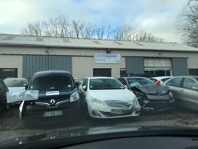 Vue extérieure du centre VHU agréé Jupiter Automobiles à LIMOGES (Haute-Vienne)