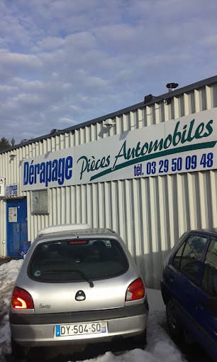 Vue extérieure du centre VHU agréé Dérapage Pièces Automobiles à SAULCY-SUR-MEURTHE (Vosges)